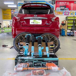 NISSAN 日產 TIIDA 2016年 升級 KT RAICNG 道路版可調式避震器+ SUMMIT 後扭力拉桿+18吋MAXX鋁圈+米其林輪胎Primacy4 225/40R18，安裝於車寶貝汽車百貨五權西店。