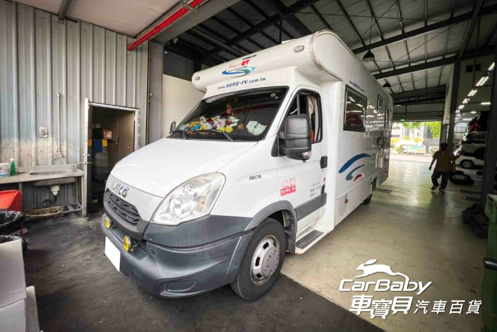 Iveco 威凱 35C13 露營車 2017年 升級 ROCKER 9吋8核安卓機(6/128G)