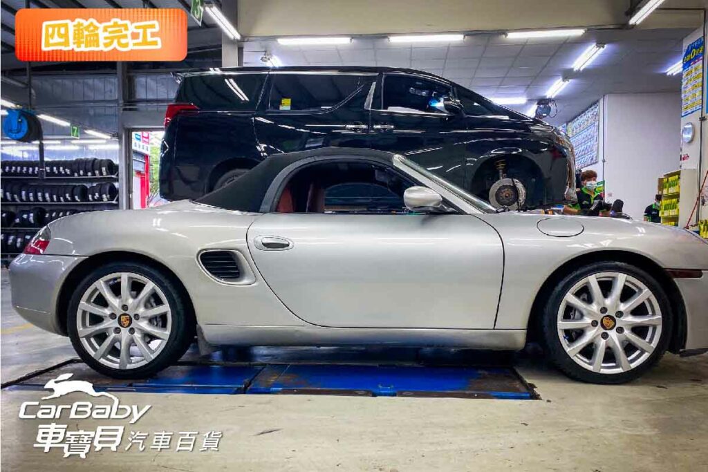 保時捷 BOXSTER 升級韓泰輪胎K127性能胎225/40R18+原廠18寸鋁圈，安裝於車寶貝汽車百貨五權西店。HANKOOK 韓泰輪胎 K127 是一款有著不對稱胎紋的最高性能夏季輪胎，專為乘用車所設計！