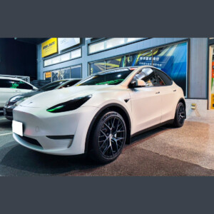 Tesla-Model-Y-升級-美國品牌-VERTINI-RFS2.1-20吋輕量化旋壓鋁圈+米其林-PS4s-2554020-操控胎-精選圖02