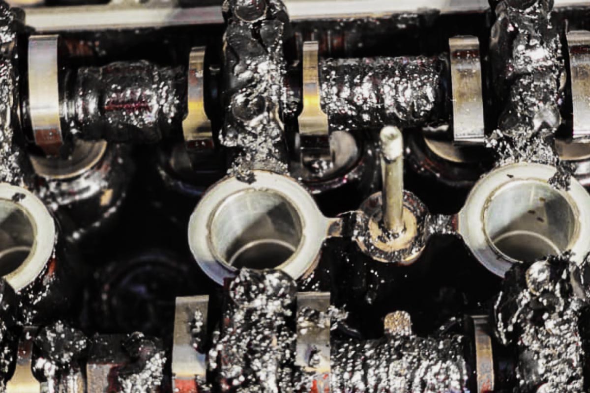 拒絕油泥堆積！預防引擎心臟病，日常機油保養的必做清單-02 #汽車百貨 #台中汽車百貨 #車寶貝汽車百貨 #車寶貝 #台中輪胎